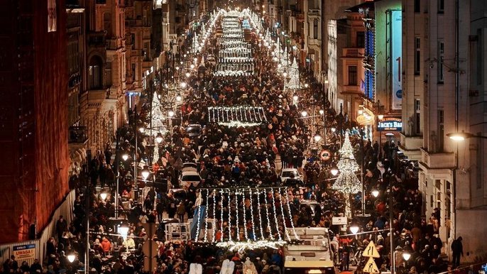 Świąteczna iluminacja na Piotrkowskiej - fot. ŁÓDŹ.PL